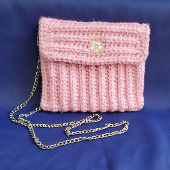 Hand Crafted Handbags - Sparkly Pink Crossbody Bag 💕
